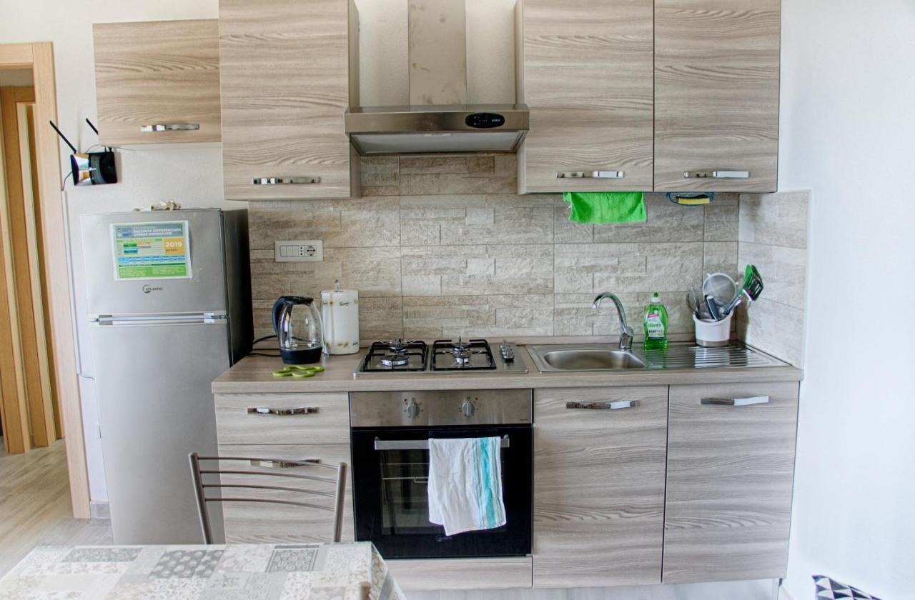 Ferienwohnung Aquilone Badesi Exterior foto