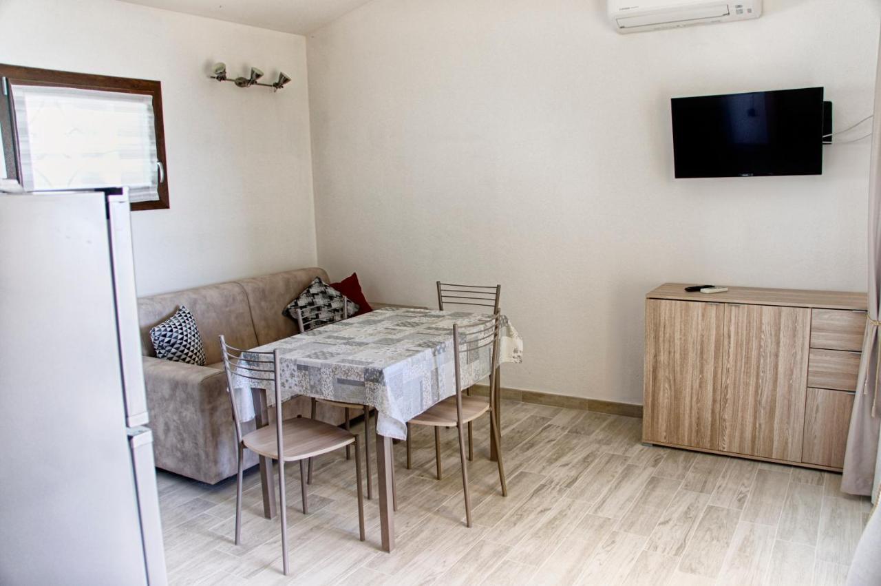 Ferienwohnung Aquilone Badesi Exterior foto